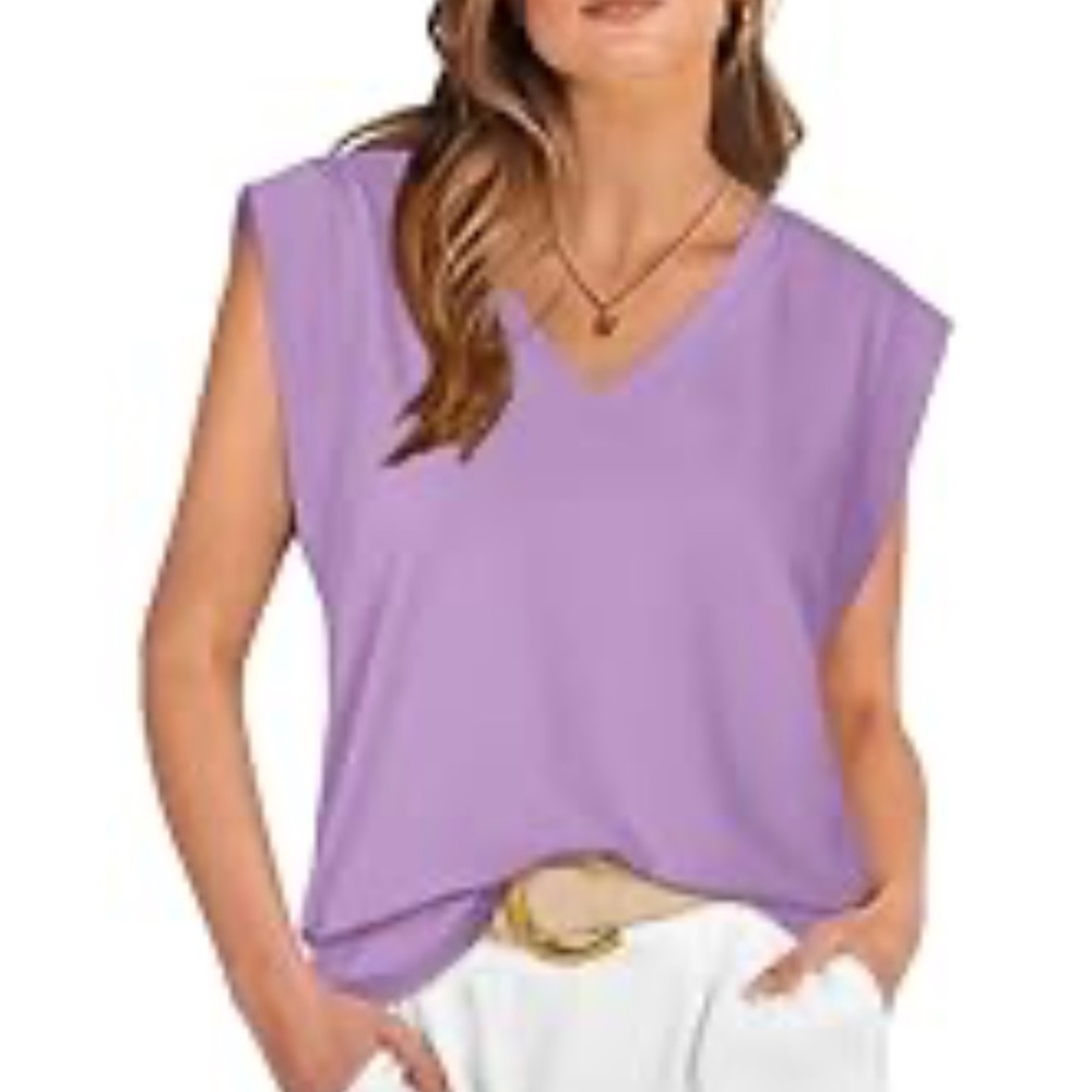 SOLD!!!!Frame Women’s 100% Cotton Easy Tee Shirt V Neck